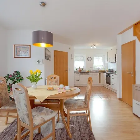 Haus 66, Sanddornweg 5 B * Karlshagen